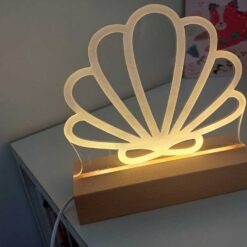 Veilleuse coquillage sur socle de nuit empreinte perso