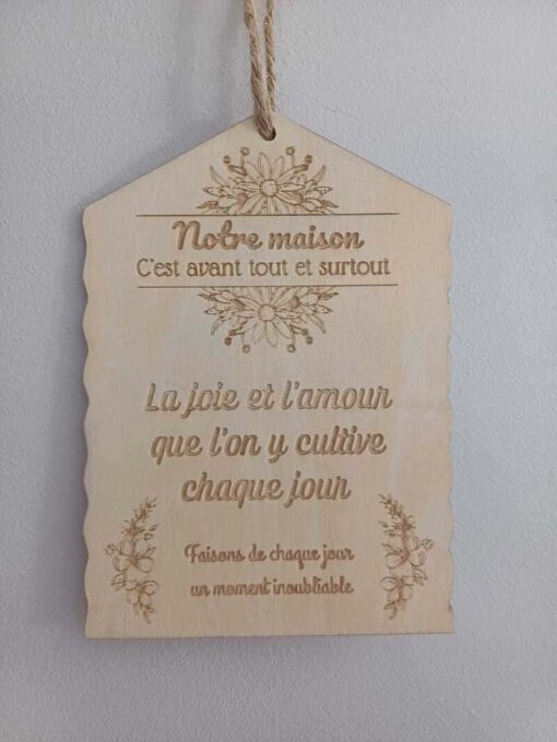 Plaque décorative en bois maison d'amour et de joie